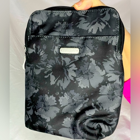 Baggallini Handbags - Baggalini Crossbody Travel Bag, RFID, Size 8”x10”x2”, water-resist, lightweight,